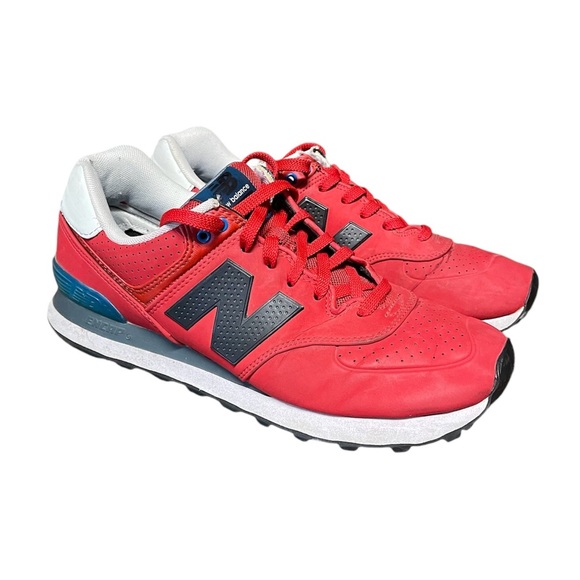 New Balance 574 Red Running Shoes Mens 9 D Red Blue Sneakers Trainers ML574ACC - Picture 4 of 9